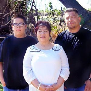 Meet your Posher, Manuel